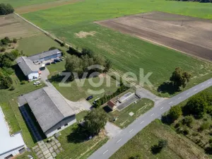 Prodej komerční nemovitosti, Chropyně - Plešovec, 740 m2