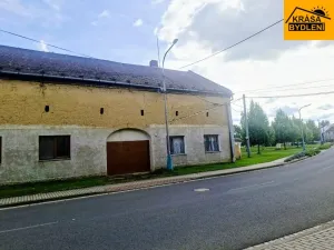Prodej rodinného domu, Loučany, 250 m2
