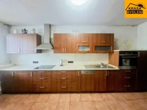 Prodej rodinného domu, Loučany, 250 m2