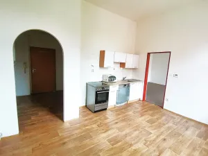 Pronájem bytu 1+1, Rumburk, Třída 9. května, 56 m2