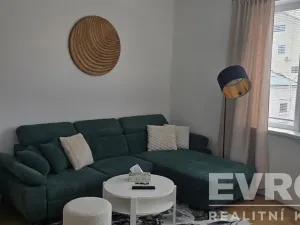 Pronájem bytu 1+1, Kolín - Kolín IV, Školská, 45 m2