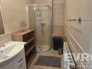 Pronájem bytu 1+1, Kolín - Kolín IV, Školská, 45 m2
