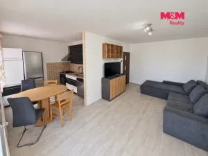 Prodej bytu 3+1, Osek, Hrdlovská, 55 m2