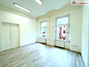 Pronájem kanceláře, České Budějovice - České Budějovice 1, Karla IV., 24 m2