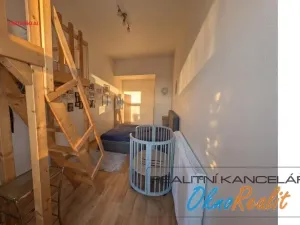 Prodej bytu 2+1, Kroměříž, náměstí Míru, 71 m2