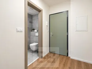 Pronájem bytu 2+kk, Praha - Černý Most, Arnošta Valenty, 41 m2