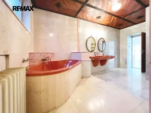 Prodej vícegeneračního domu, Praha - Smíchov, Pod Spiritkou, 280 m2