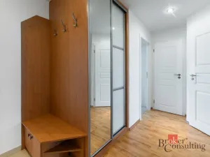 Pronájem bytu 3+kk, Praha - Prosek, Cihlářská, 74 m2