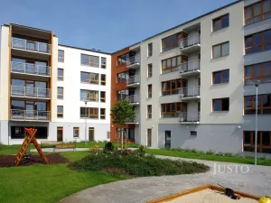 Pronájem bytu 1+kk, Písek, V Portyči, 38 m2