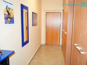 Pronájem bytu 2+kk, Kladno, O. Peška, 59 m2