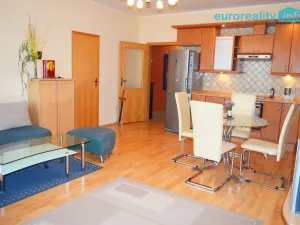 Pronájem bytu 2+kk, Kladno, O. Peška, 59 m2