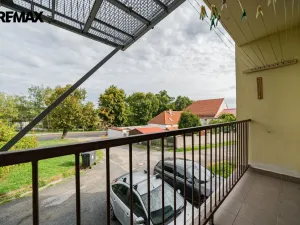 Prodej bytu 3+1, Odolena Voda - Dolínek, Náměstí Vítězslava Hálka, 77 m2