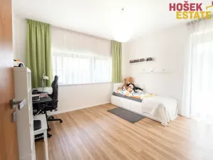 Prodej rodinného domu, Holubice, 240 m2