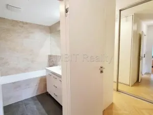 Pronájem bytu 4+kk, Praha - Žižkov, Kališnická, 99 m2
