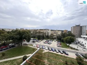 Pronájem bytu 2+kk, Praha - Hloubětín, Mochovská, 54 m2