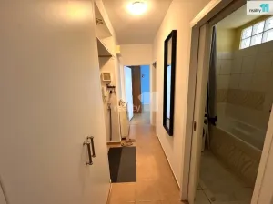 Pronájem bytu 2+kk, Praha - Hloubětín, Mochovská, 54 m2