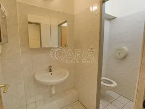 Pronájem kanceláře, Praha - Chodov, Roztylská, 650 m2