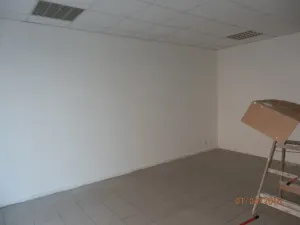 Pronájem obchodního prostoru, Kladno, Komenského, 57 m2