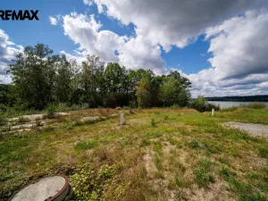 Prodej pozemku pro bydlení, Cheb, 1587 m2