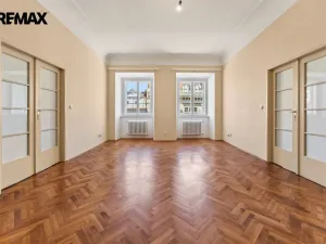 Pronájem kanceláře, Praha - Staré Město, Staroměstské náměstí, 130 m2