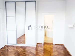 Pronájem bytu 3+kk, Praha, Vinohradská, 77 m2