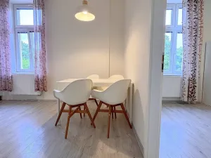 Pronájem bytu 2+kk, Olomouc, Dobrovského, 50 m2