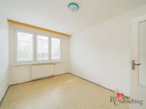Prodej bytu 2+kk, Praha - Stodůlky, Bašteckého, 43 m2