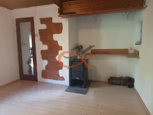 Pronájem chaty, Bukovany, 40 m2