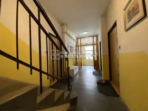 Prodej bytu 2+1, Šternberk, Komenského, 38 m2