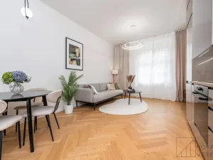 Prodej bytu 2+kk, Praha - Holešovice, Dělnická, 51 m2