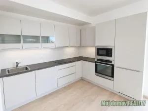 Pronájem bytu 4+kk, Praha - Libeň, 86 m2
