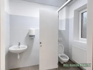 Pronájem restaurace, Praha - Čakovice, 75 m2