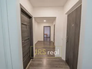 Prodej bytu 3+1, Veselí nad Moravou, Hutník, 67 m2