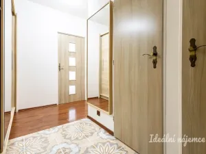 Pronájem bytu 2+kk, Praha, Na Komořsku, 45 m2