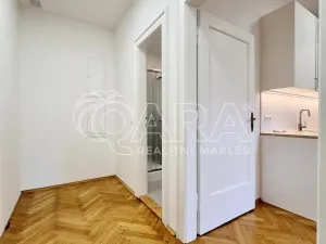 Pronájem bytu 2+kk, Praha - Bubeneč, náměstí Interbrigády, 41 m2