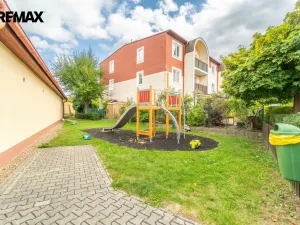 Prodej bytu 2+kk, Vestec, Ve Stromkách, 45 m2