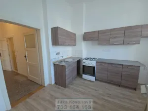 Pronájem bytu 2+1, Krnov - Pod Cvilínem, Opavská, 54 m2