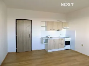 Pronájem bytu 2+kk, Česká Lípa, Hradecká, 42 m2