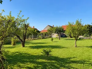 Pronájem bytu 2+kk, Bříství, 45 m2