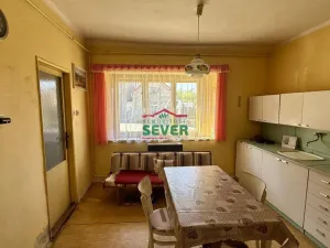 Prodej rodinného domu, Křesín - Levousy, 241 m2