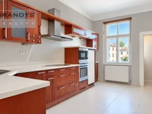 Pronájem bytu 3+1, Praha - Bubeneč, Čechova, 104 m2