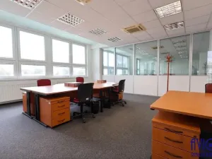 Pronájem kanceláře, Praha - Modřany, Mezi vodami, 400 m2