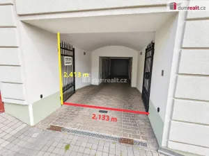 Prodej garáže, Praha - Vršovice, Holandská, 14 m2