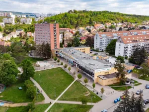 Pronájem kanceláře, Brno, Juliánovské náměstí, 250 m2