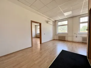 Pronájem kanceláře, Brno, Juliánovské náměstí, 98 m2