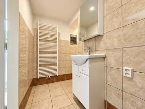 Pronájem bytu 2+kk, Chýnice, Mlejnská, 33 m2