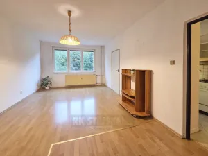 Pronájem bytu 1+1, Český Krumlov - Plešivec, 42 m2