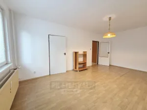 Pronájem bytu 1+1, Český Krumlov - Plešivec, 42 m2