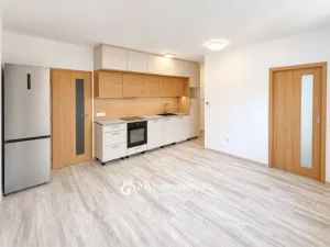 Pronájem bytu 2+kk, Znojmo, Jarošova, 40 m2