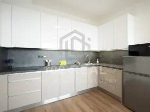 Pronájem bytu 2+kk, Pardubice, třída Míru, 53 m2